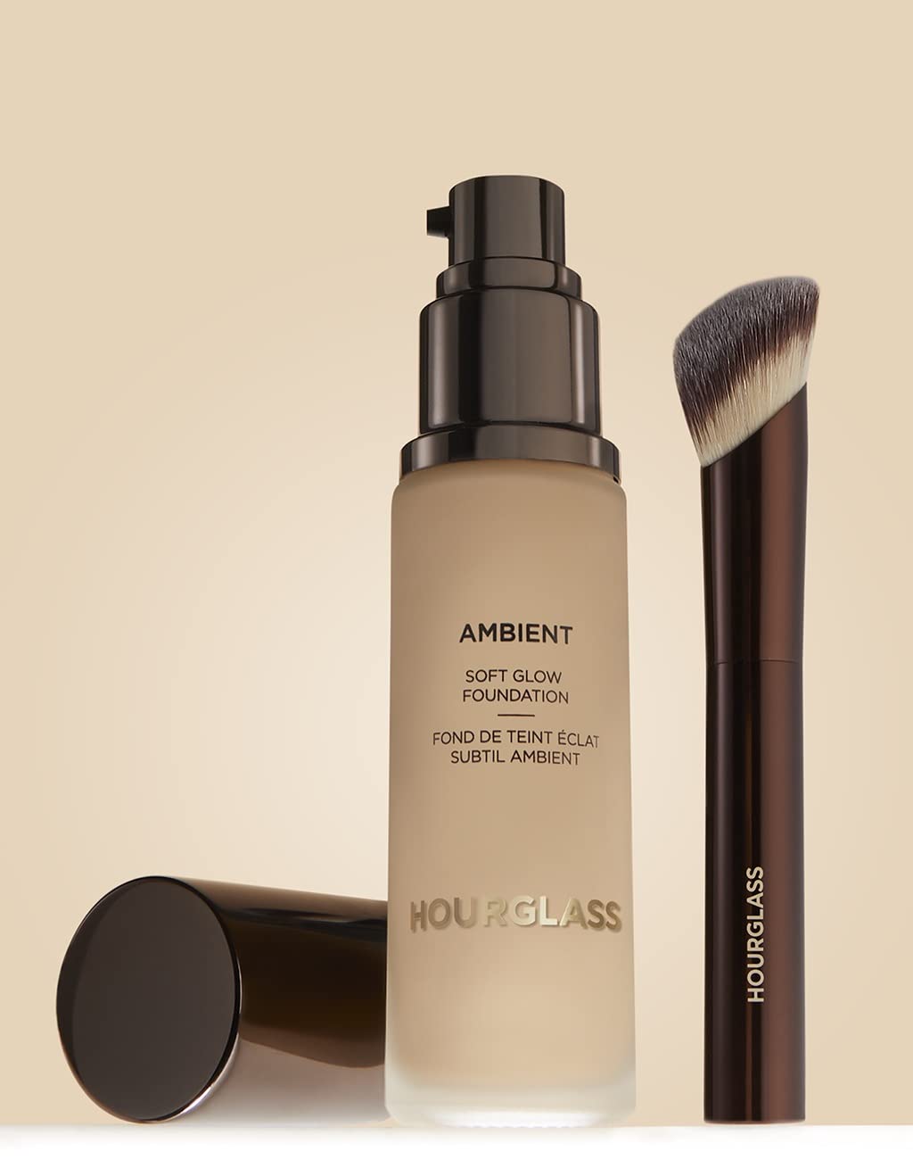 Hourglass Ambient Soft Glow Foundation Brush HOURGLASSBuy Supplements Australia